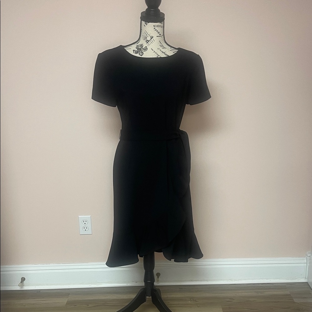 Calvin Klein Elegant Black Midi Dress